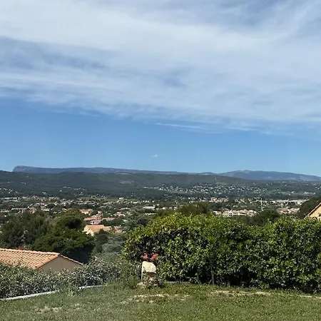 بيت للعطل Maison *